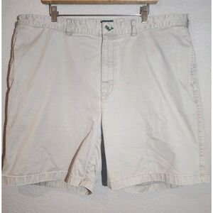Tommy Hilfiger Men's Khaki Tan Shorts, Size 42, Inseam 8, Flat Front, Classic
